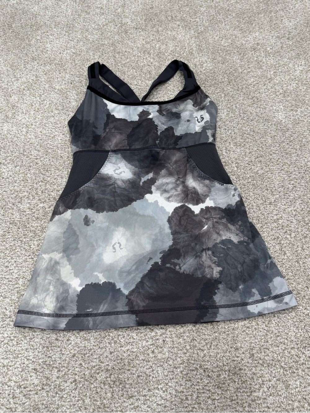 Lululemon Cross My heart Tank